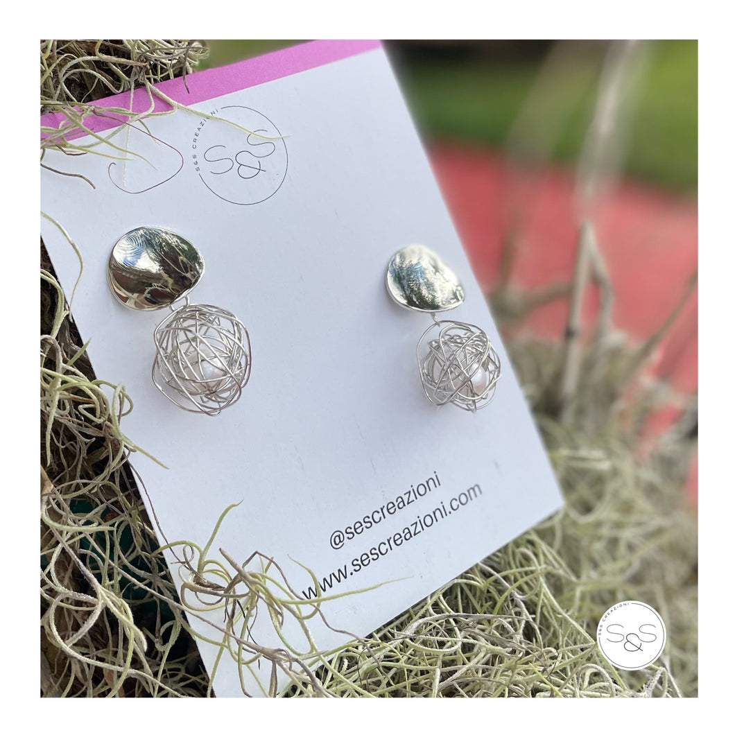 Silver Earrings With Pearl Twoo